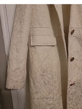 Xhilaration Cream Textured Floral-Pattern Pea Coat Size Large NWT